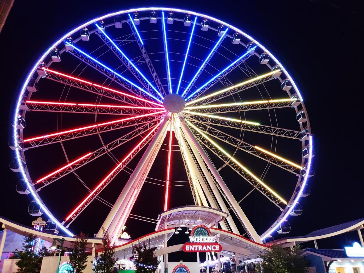 The Nuthouse Ii, Pool Table, Wifi, 1089 Free Tickets Each Paid Day, Dollywood And More سيفيرفيل المظهر الخارجي الصورة